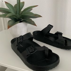 Black Rubber Slides